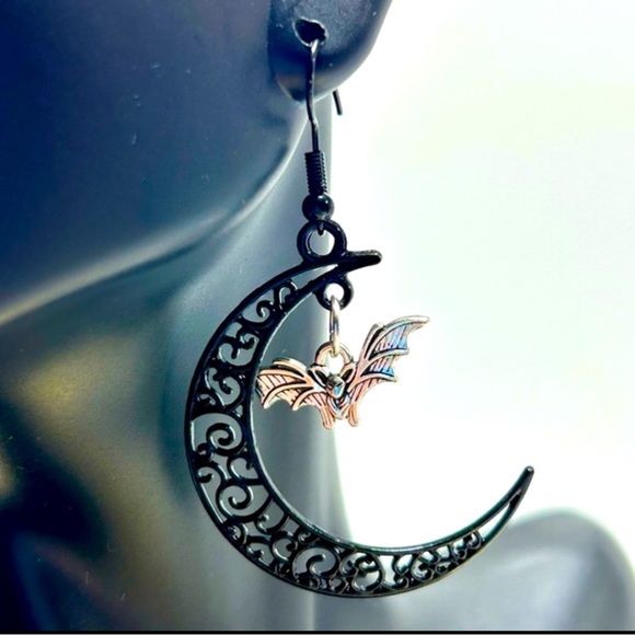 Handmade Halloween Crescent Moon & Bat Earrings! - Picture 1 of 5